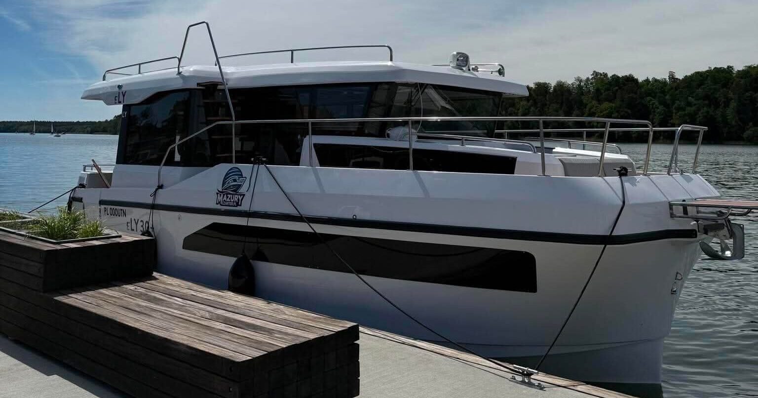 Lamdo Yachts LY30+ Electric (8 os.)